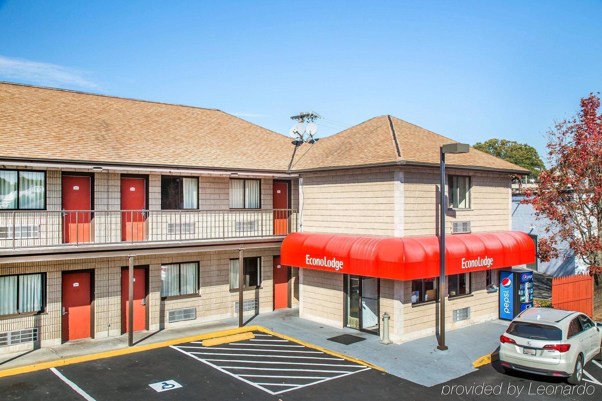 Red Carpet Inn Norwalk Exteriér fotografie